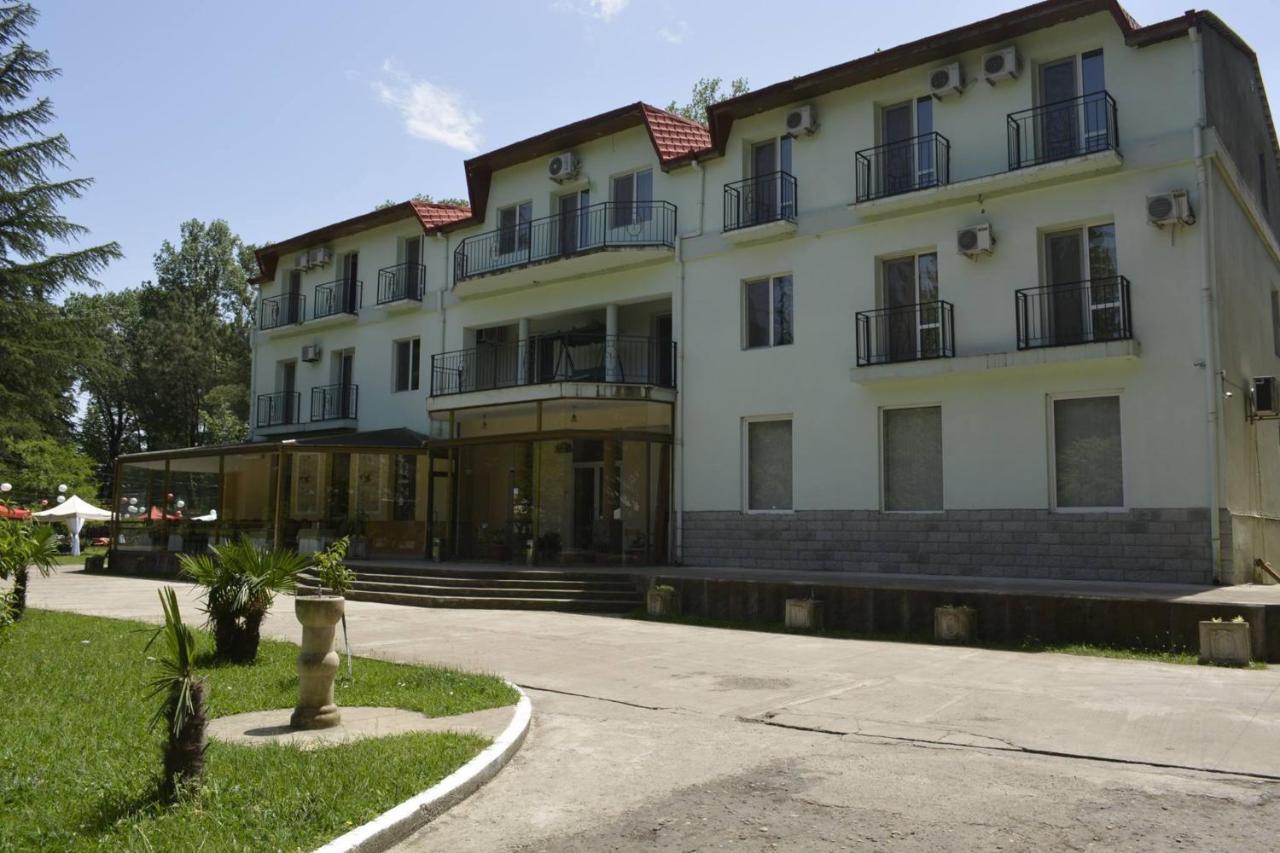 Imeri Park Hotel Kutaisi Eksteriør billede